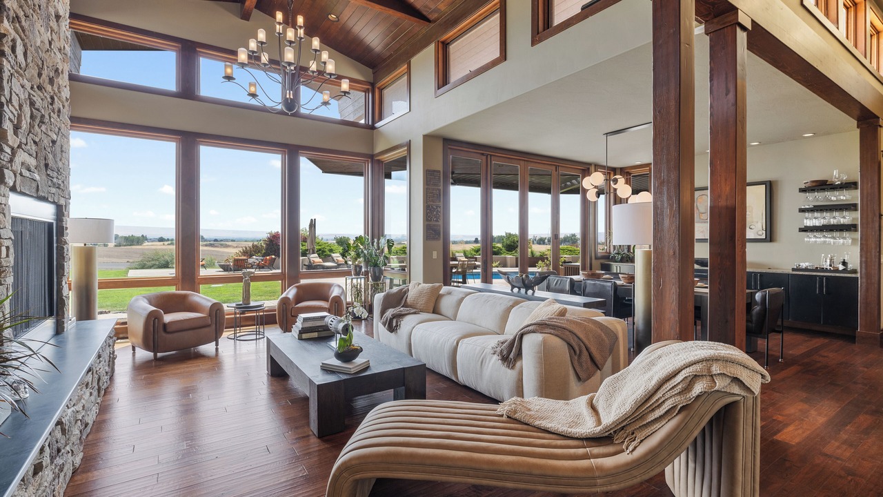 Photo of Livingroom in Walla Walla