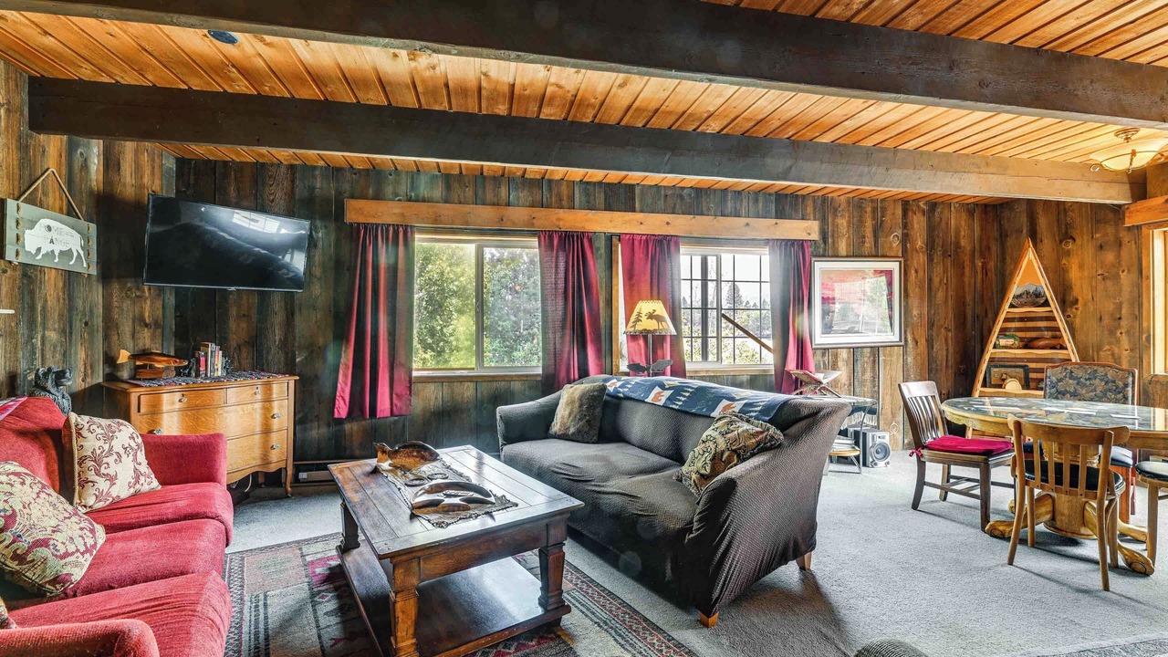 Photo of Bedroom in Chiloquin