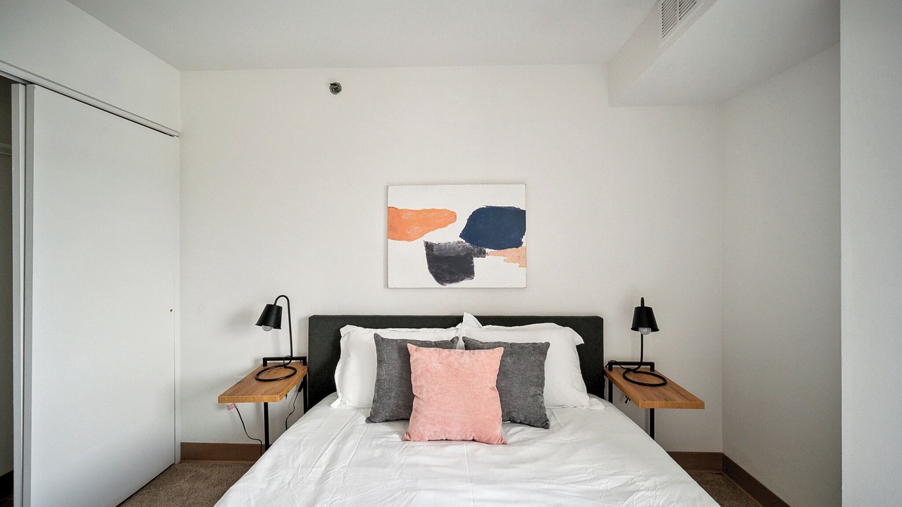 Photo of Bedroom in Downtown Harrisburg