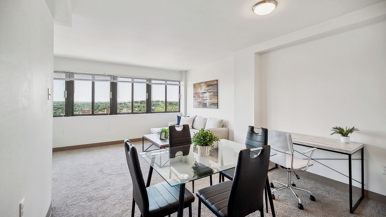 Photo of Livingroom in Downtown Harrisburg
