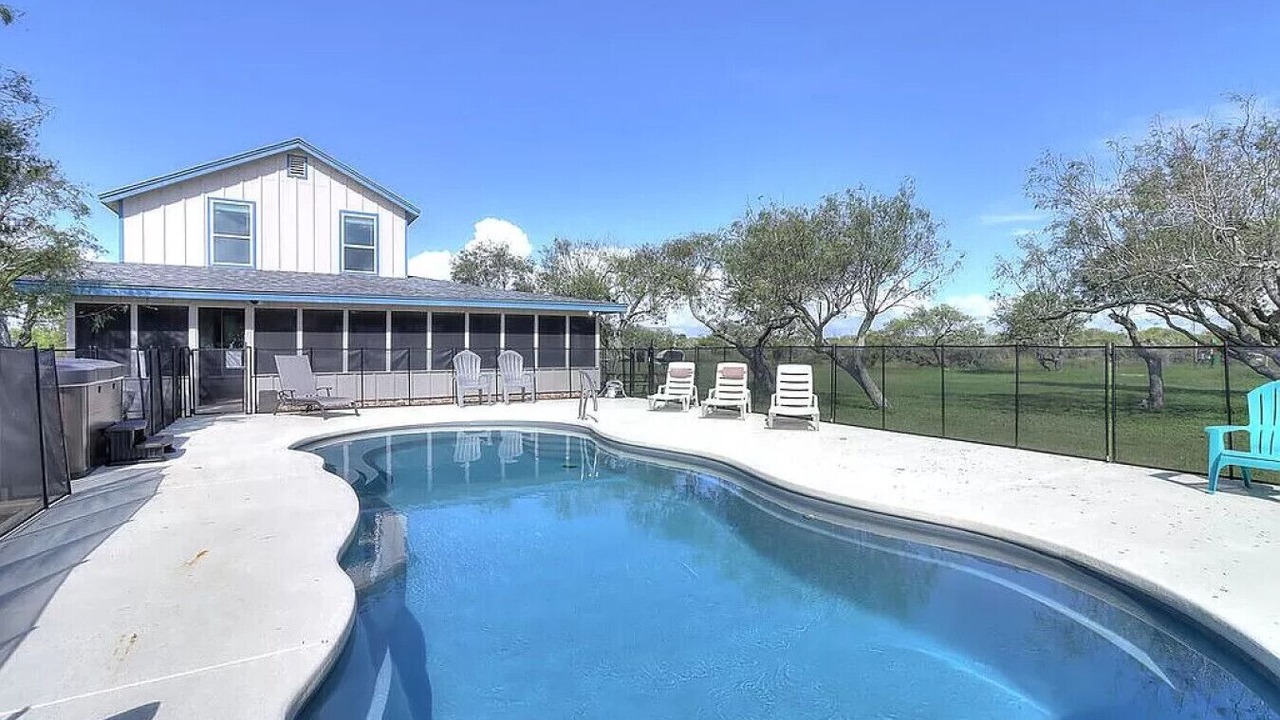 Photo of Outdoor in Bayside