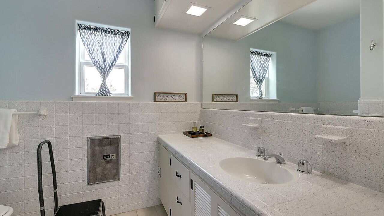 Photo of Bathroom in Bayside