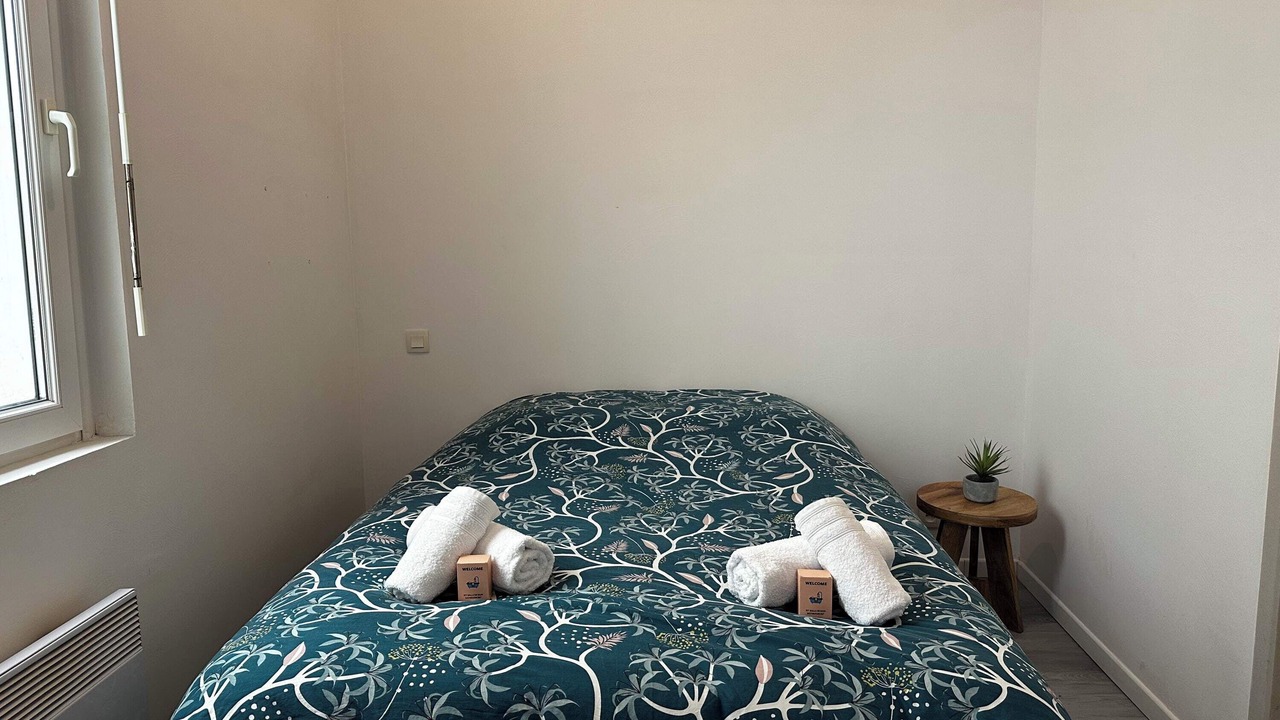 Photo of Bedroom in Libourne