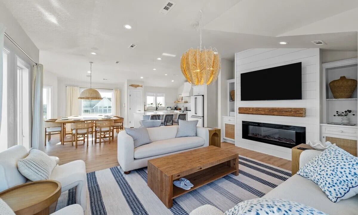 Photo of Livingroom in Corolla