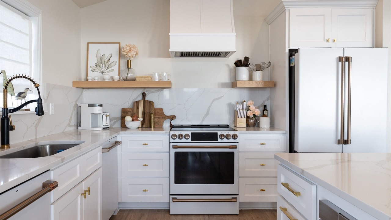 Photo of Kitchen in Corolla