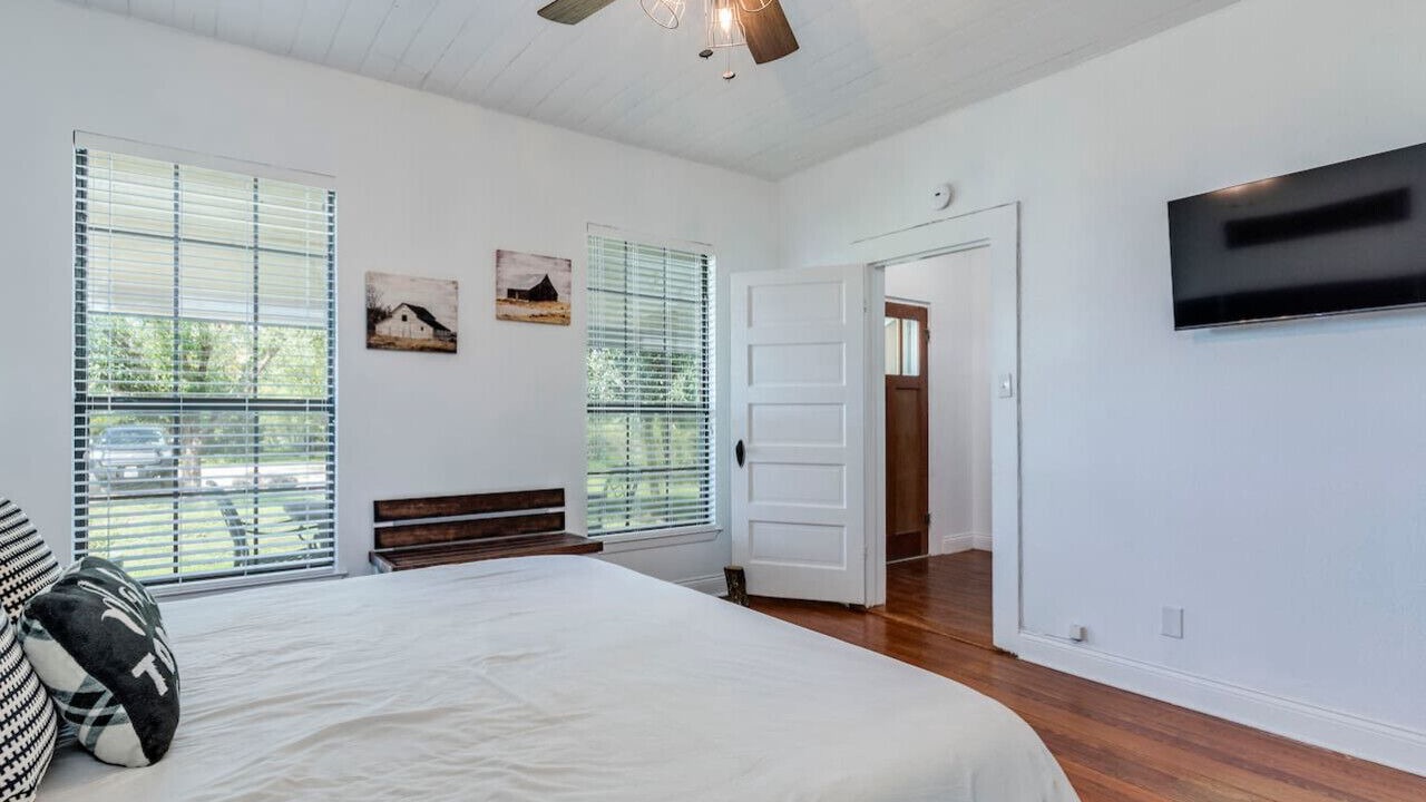 Photo of Bedroom in San Marcos