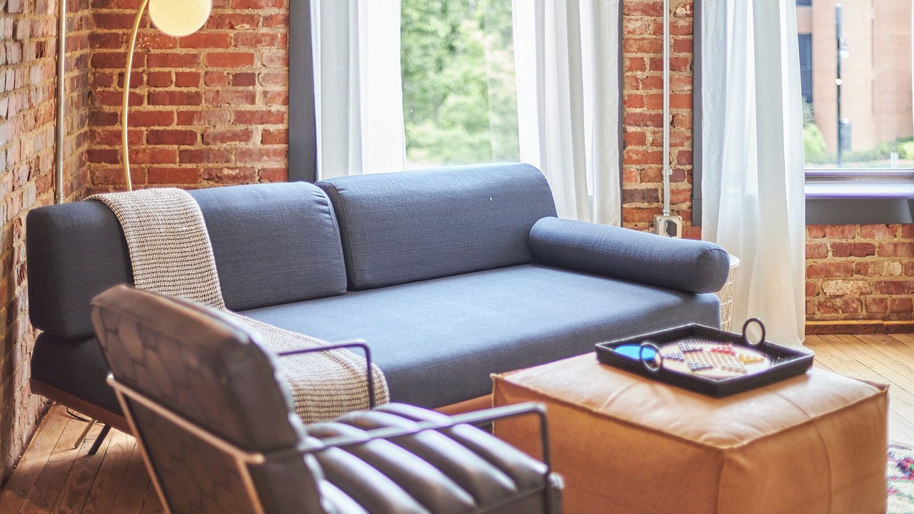 Photo of Livingroom in Downtown
