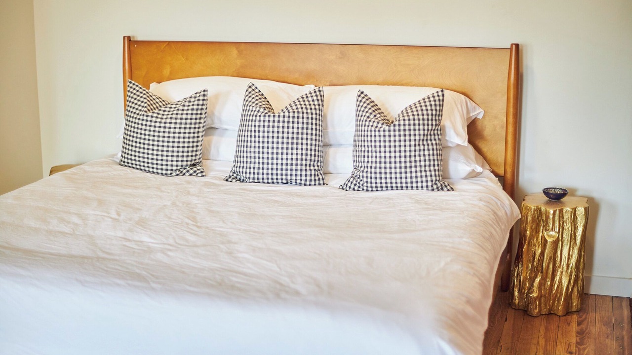 Photo of Bedroom in Downtown