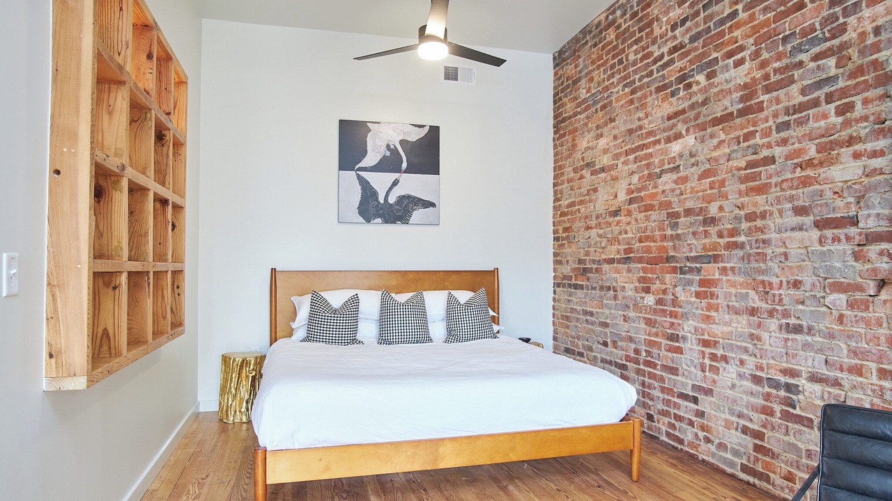 Photo of Bedroom in Downtown