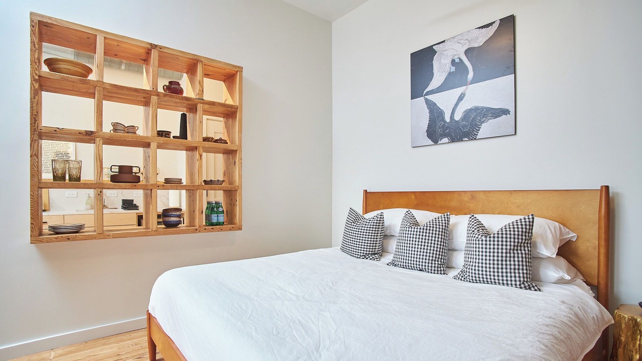Photo of Bedroom in Downtown