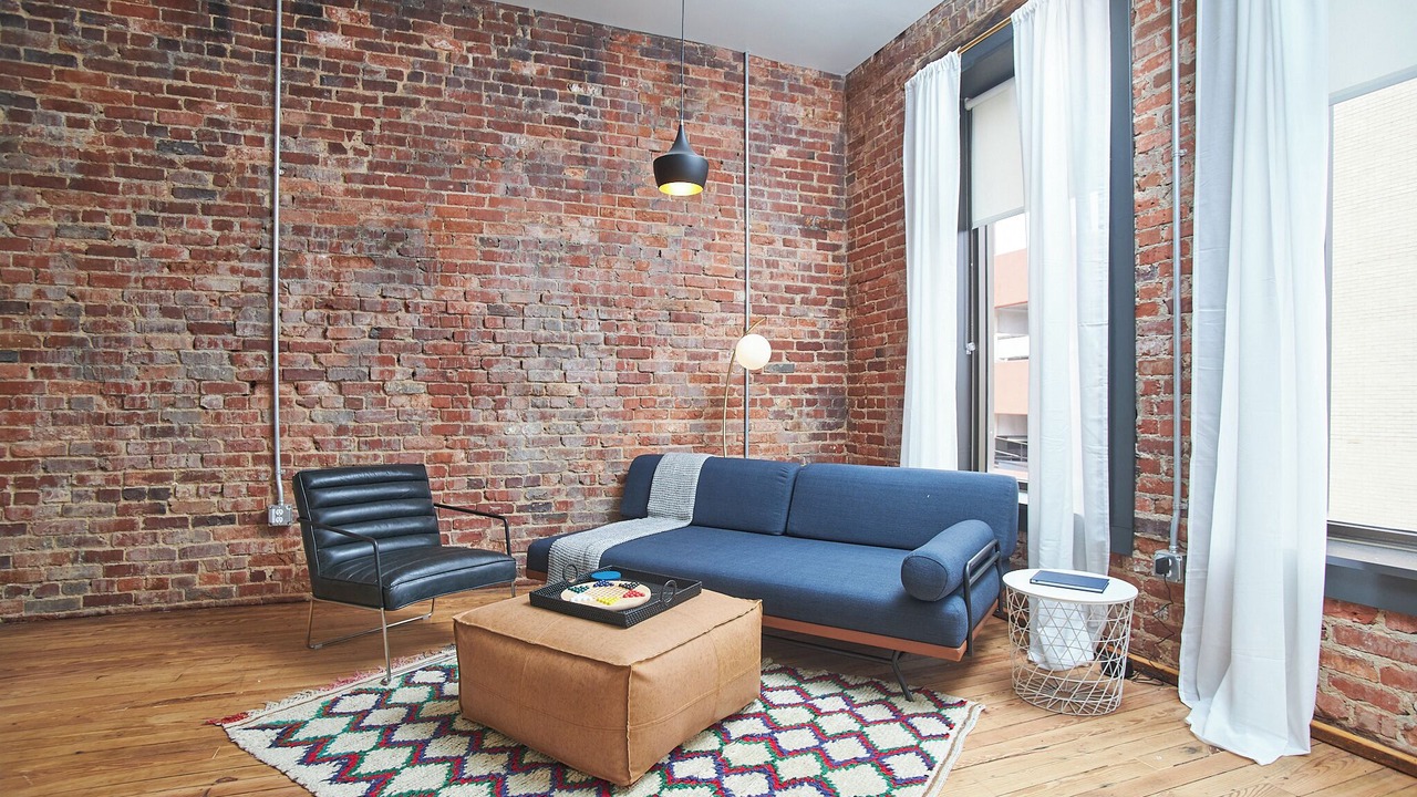 Photo of Livingroom in Downtown