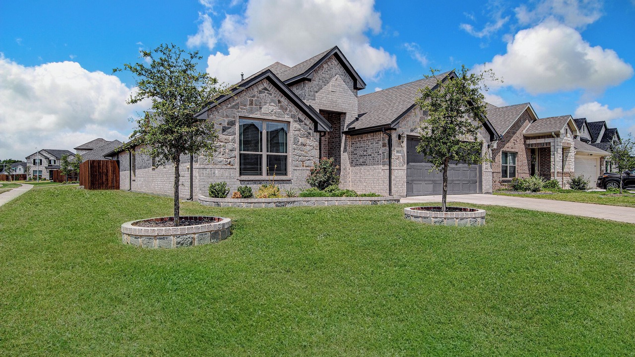 Photo of Outdoor in Burleson