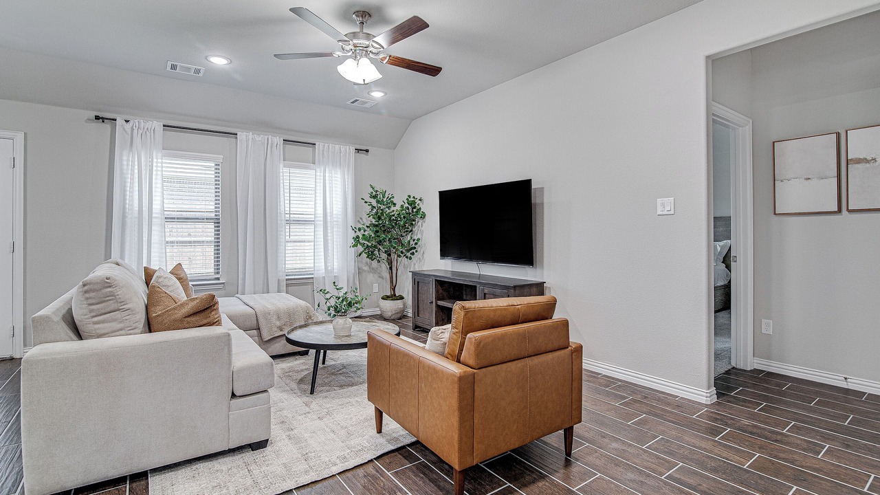 Photo of Livingroom in Burleson