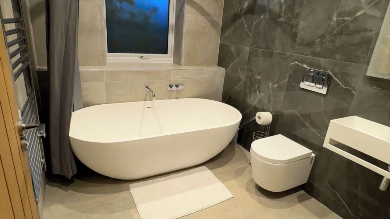 Photo of Bathroom in Winterbourne