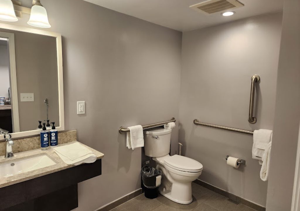 Photo of Bathroom in Cherry Grove Beach