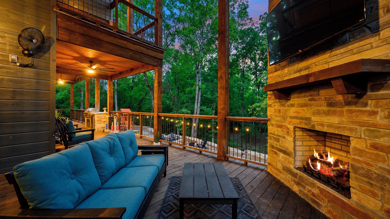 Photo of Livingroom in Broken Bow