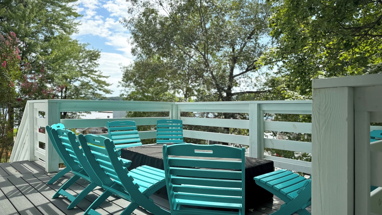 Photo of Outdoor in Smith Mountain Lake