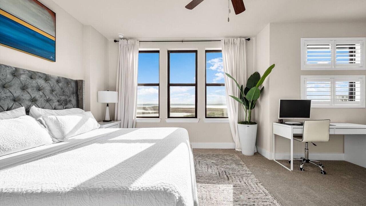Photo of Bedroom in Rowlett