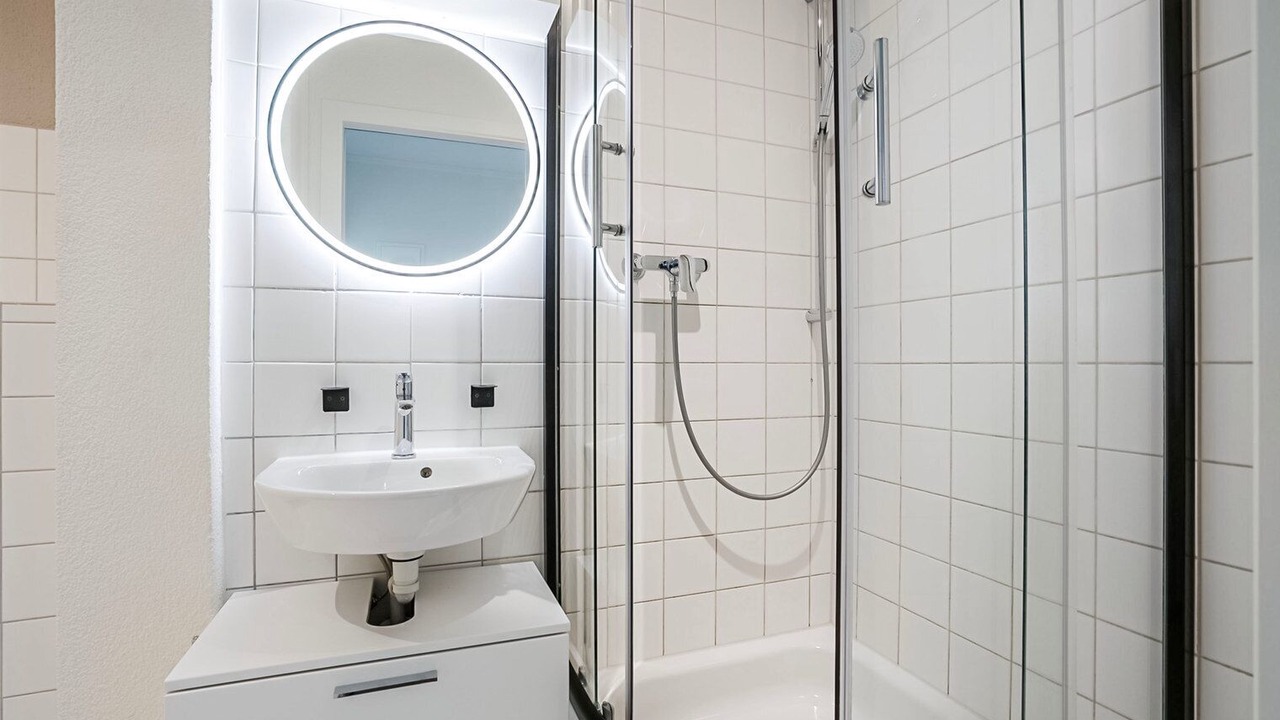Photo of Bathroom in Hard