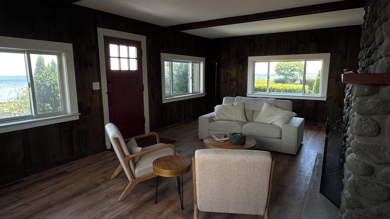 Photo of Livingroom in Westport