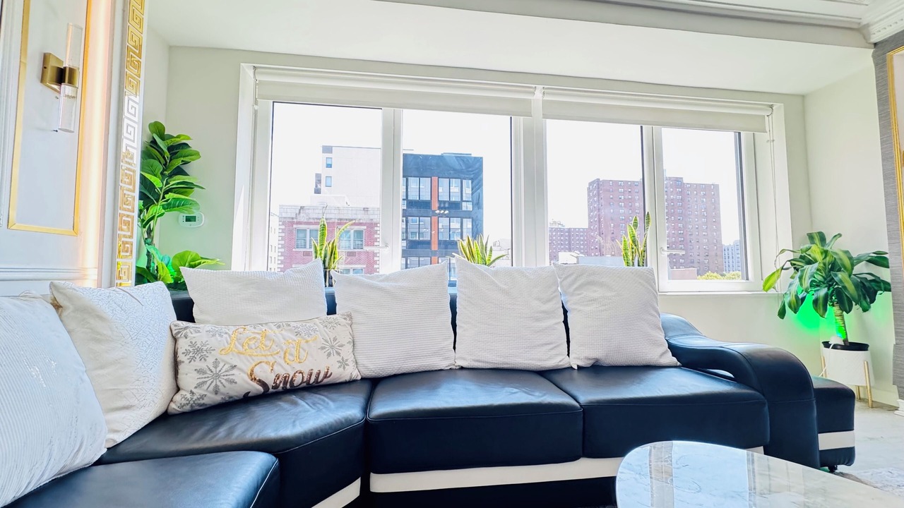 Photo of Livingroom in Central Park North