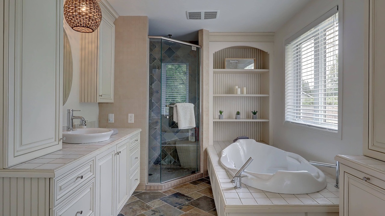 Photo of Bathroom in Deauville