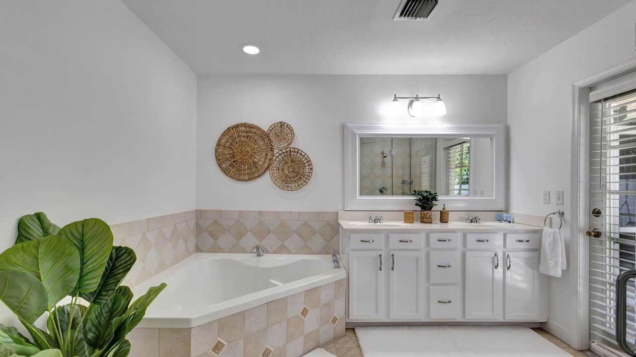 Photo of Bathroom in Palm Beach Gardens