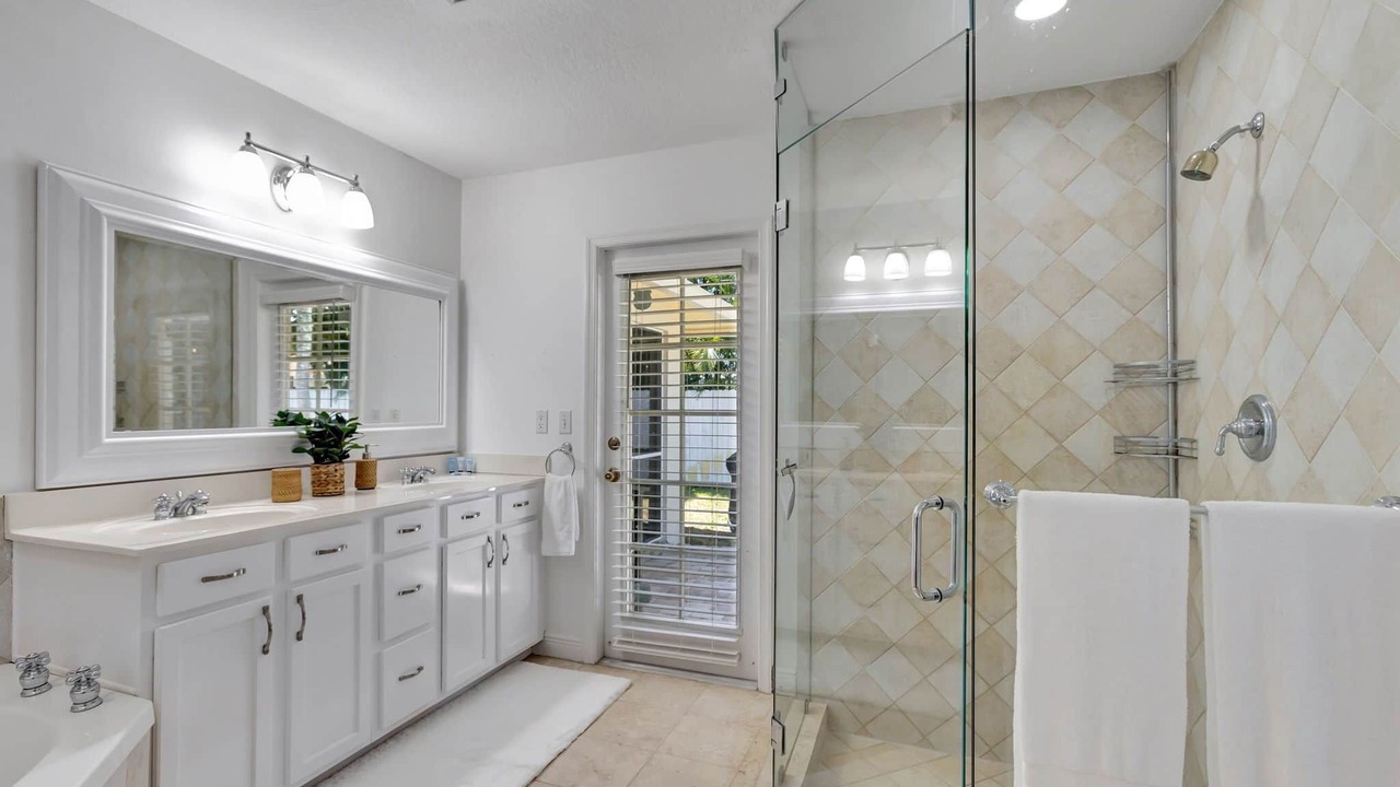 Photo of Bathroom in Palm Beach Gardens