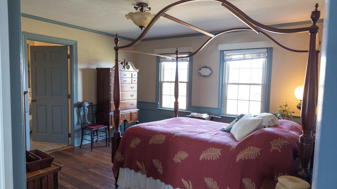 Photo of Bedroom in Durants Neck