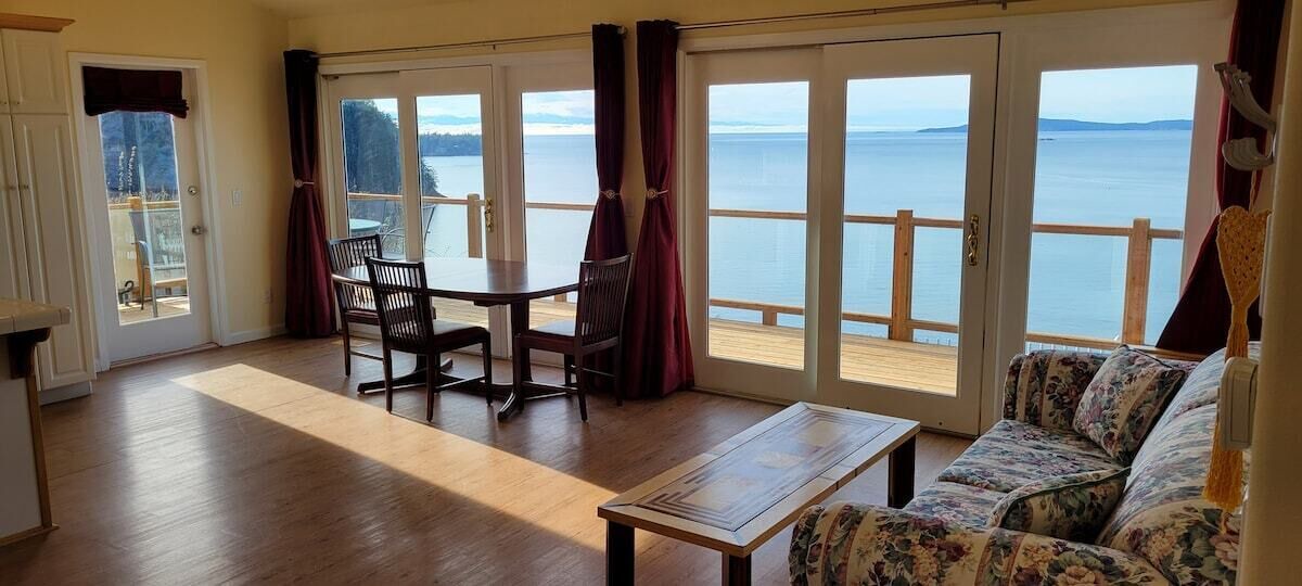 Photo of Livingroom in Anacortes