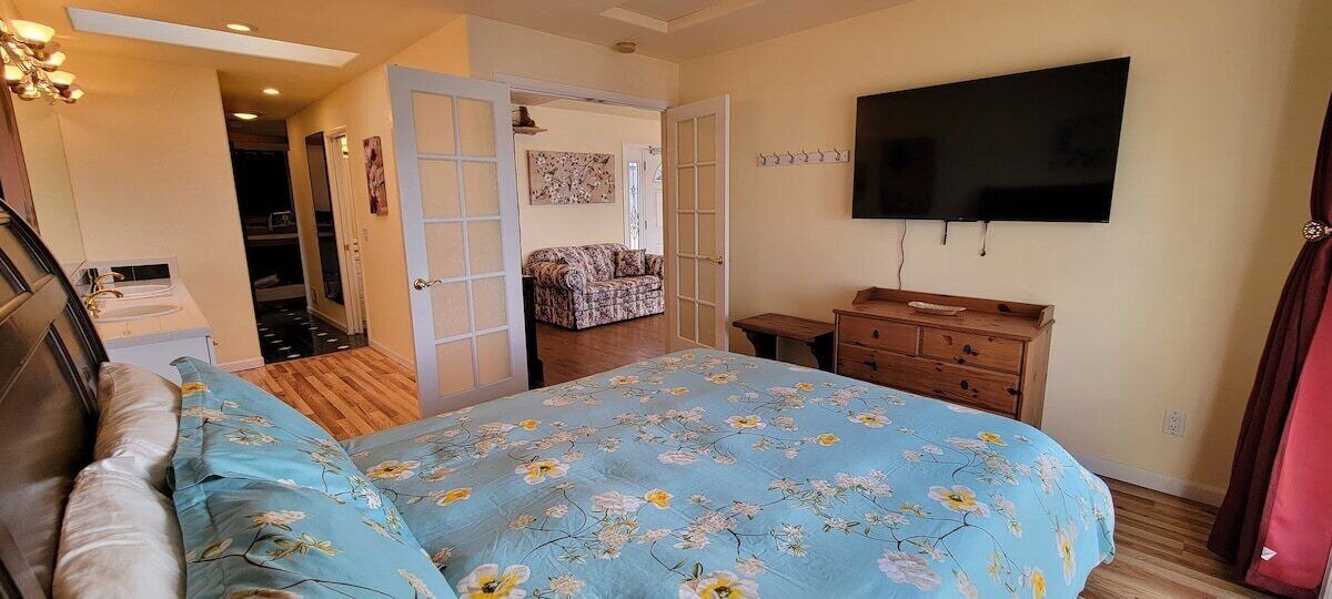 Photo of Bedroom in Anacortes
