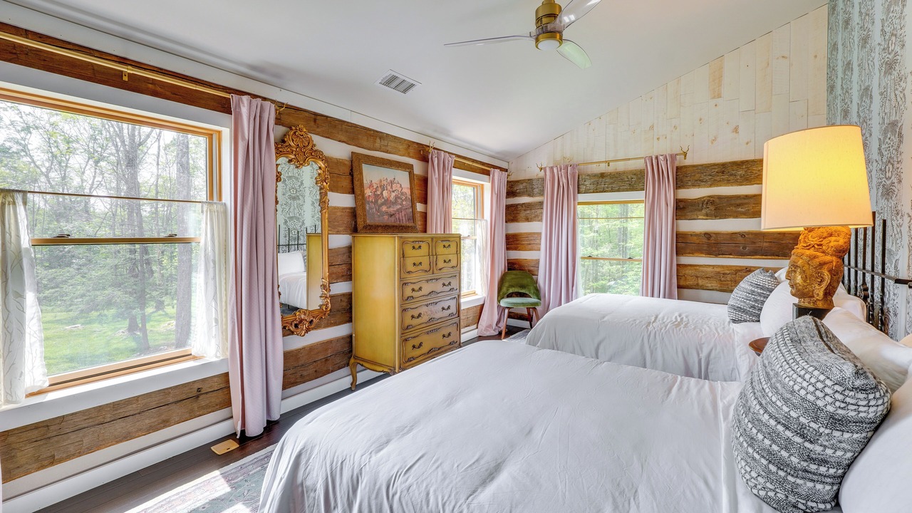 Photo of Others in Pine Bush