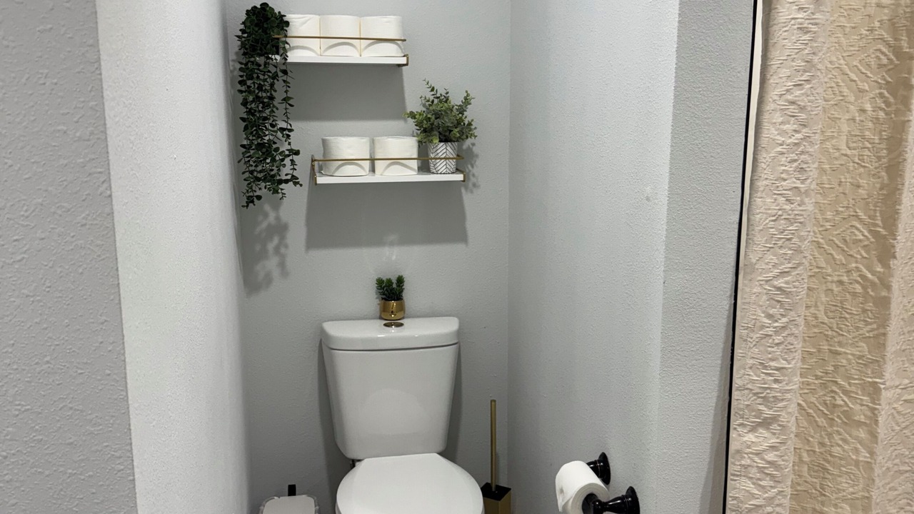 Photo of Bathroom in Fellowship