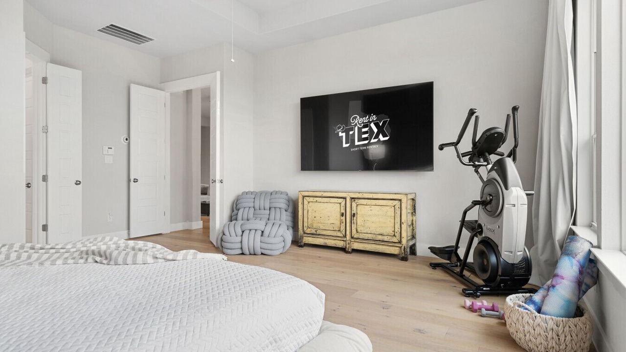 Photo of Bedroom in Leander