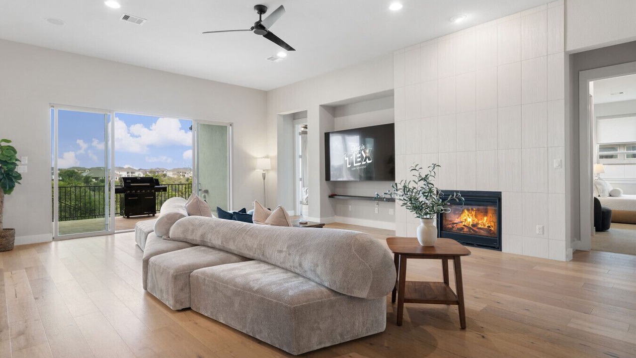 Photo of Livingroom in Leander