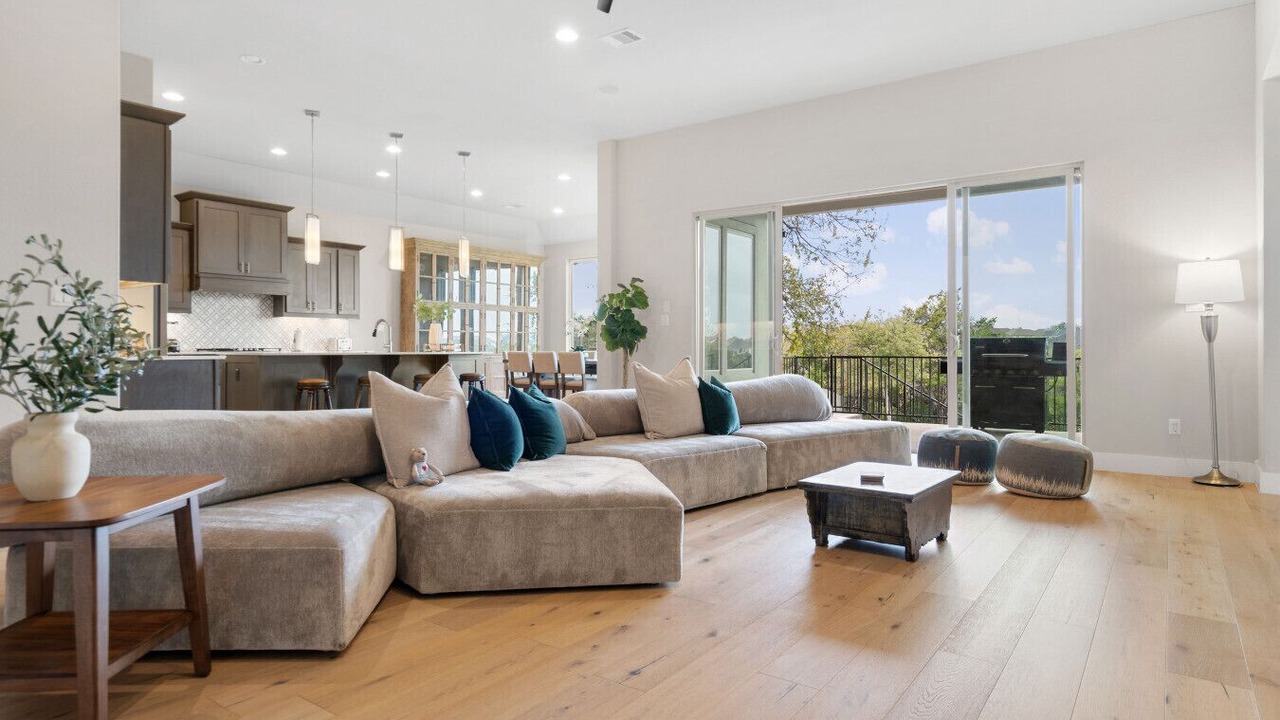 Photo of Livingroom in Leander