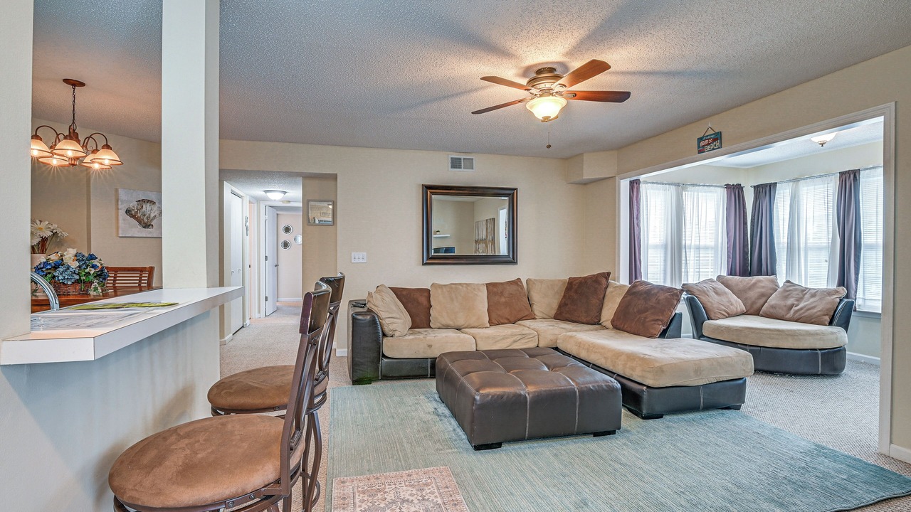 Photo of Livingroom in Garden City