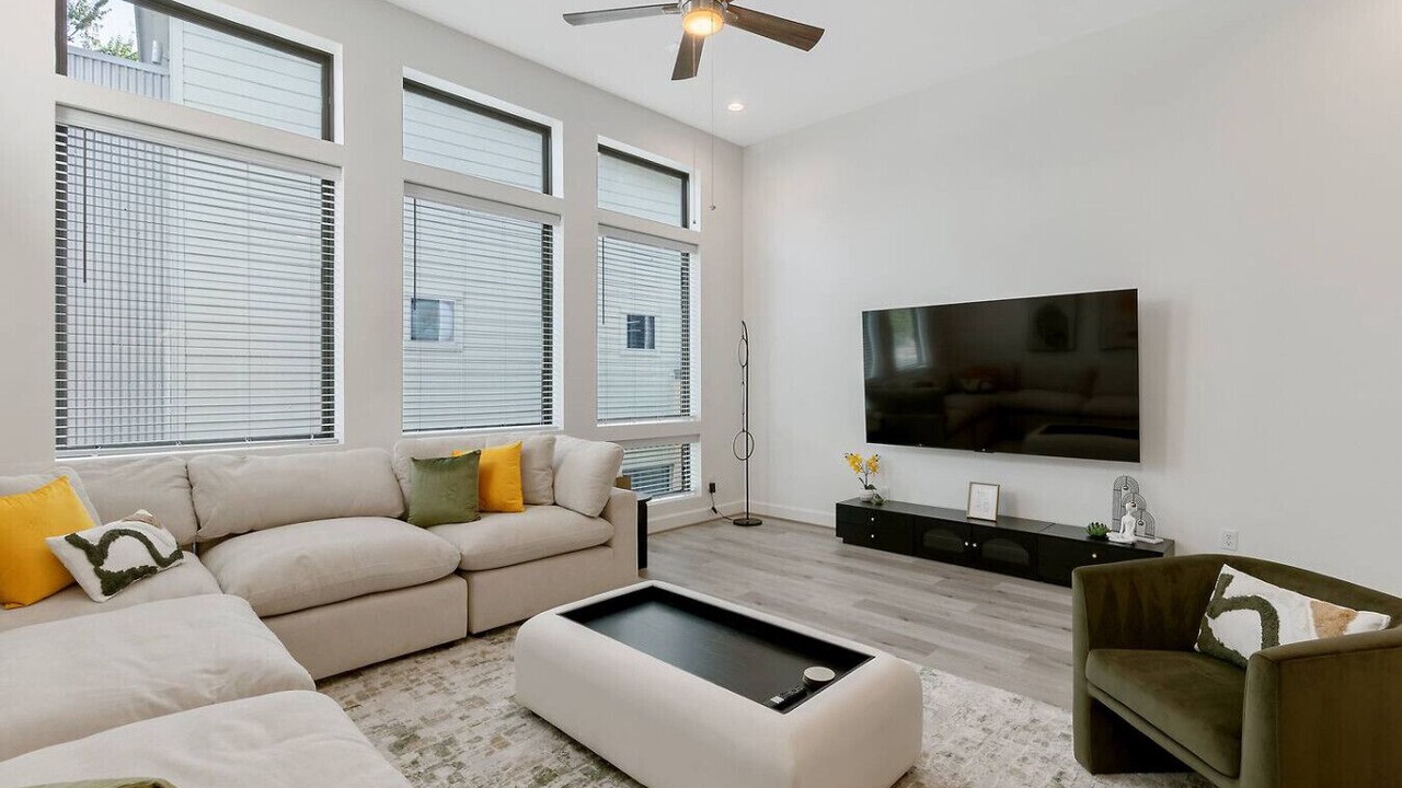 Photo of Livingroom in Montrose