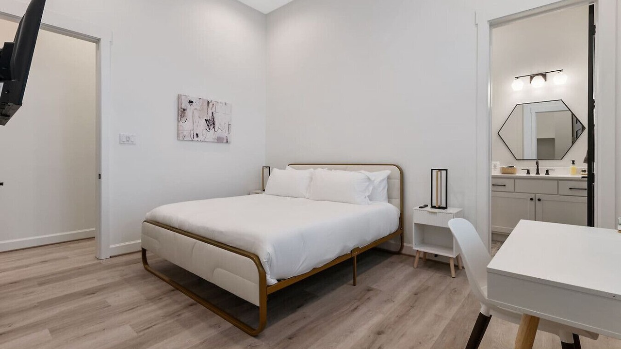 Photo of Bedroom in Montrose