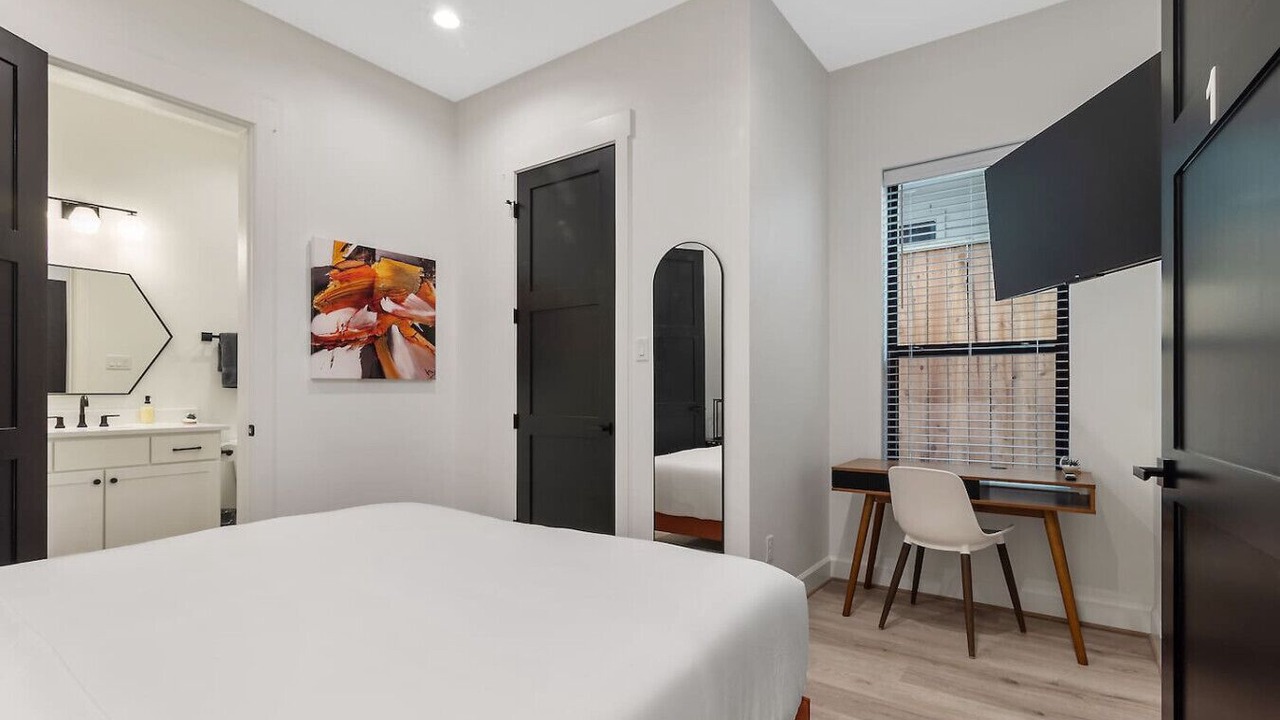 Photo of Bedroom in Montrose