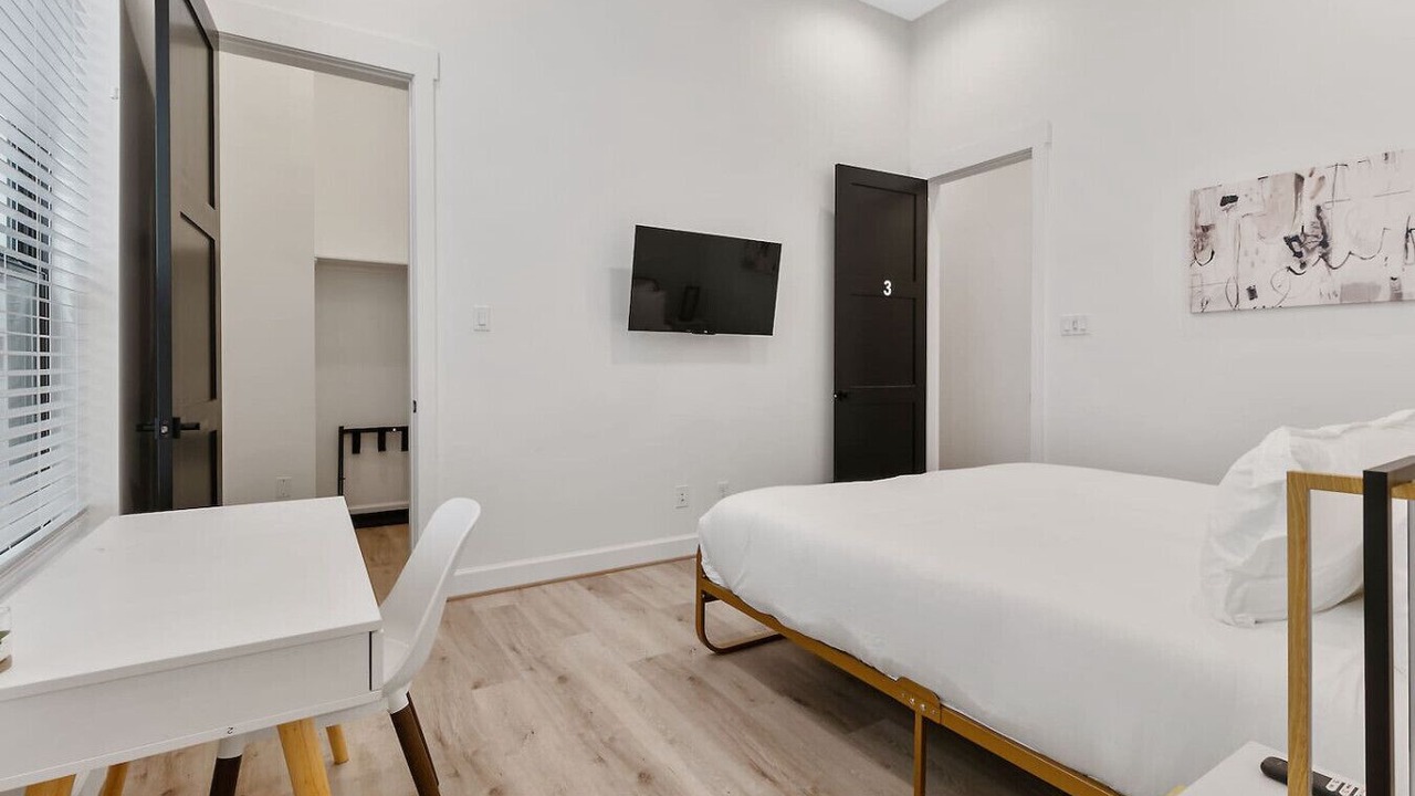 Photo of Bedroom in Montrose