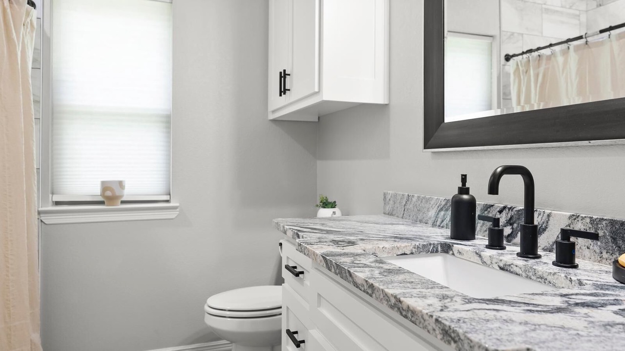 Photo of Bathroom in Flint