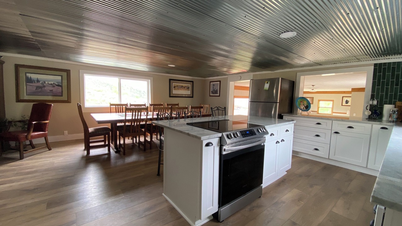 Photo of Kitchen in Ryan Park