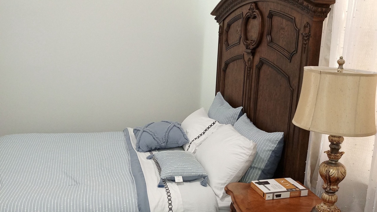Photo of Bedroom in Westchase