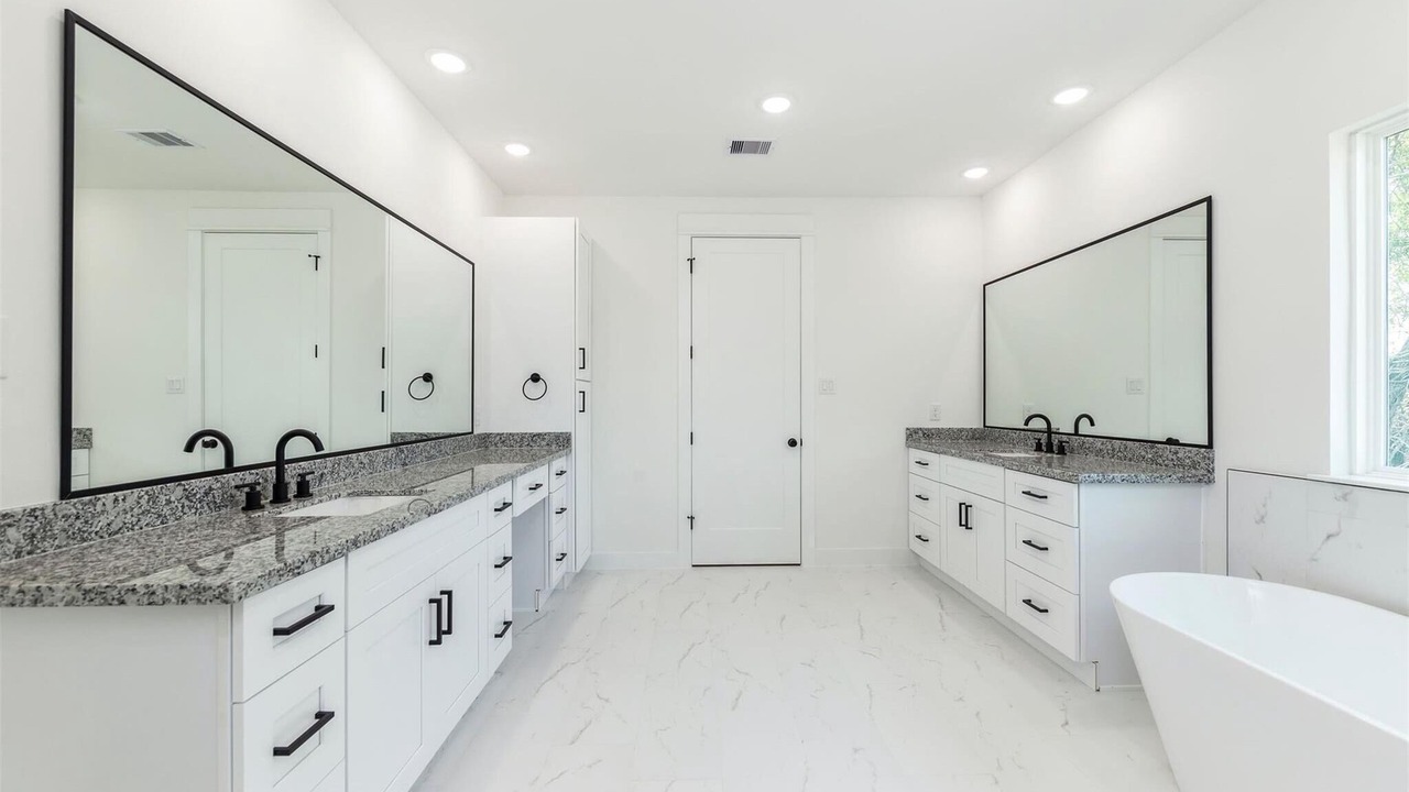 Photo of Bathroom in Westchase