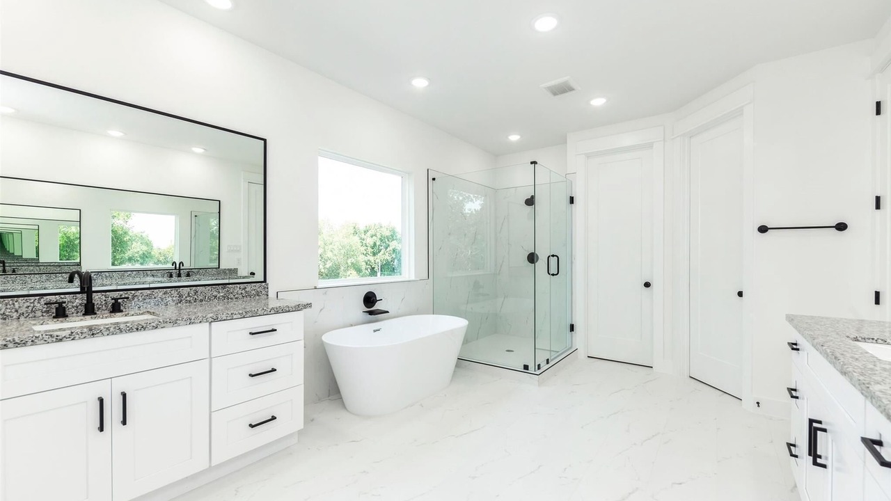 Photo of Bathroom in Westchase