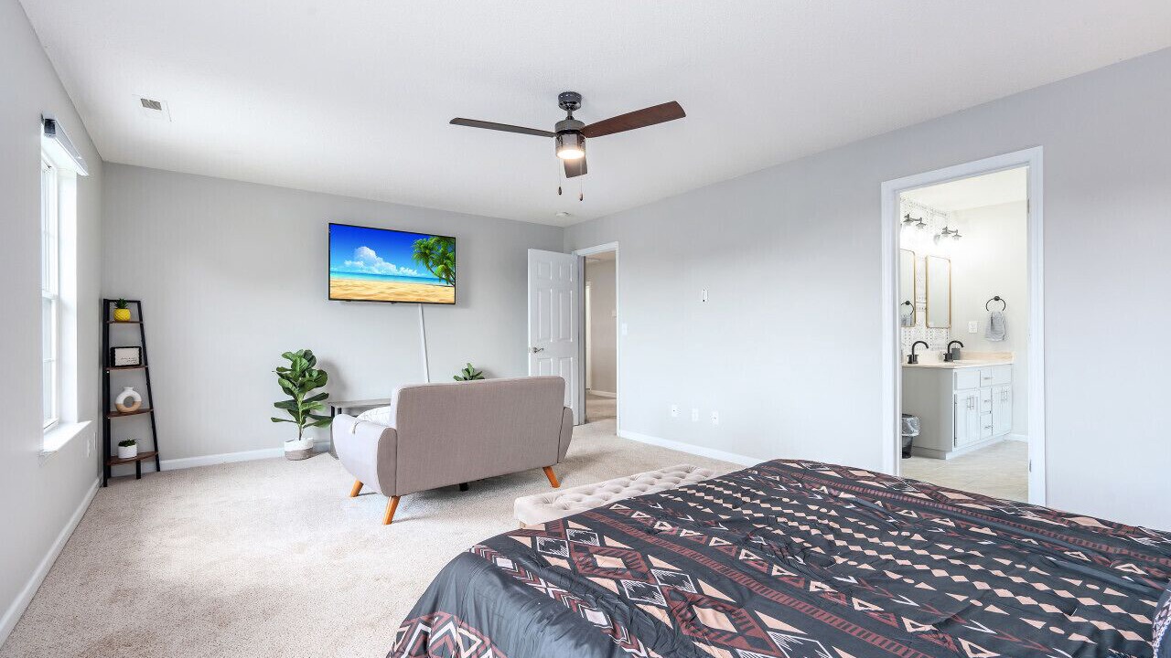 Photo of Bedroom in Normal