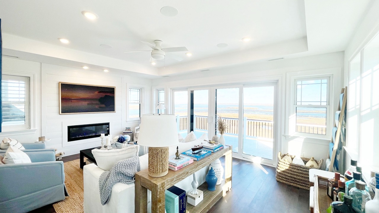 Photo of Livingroom in Cape May Court House