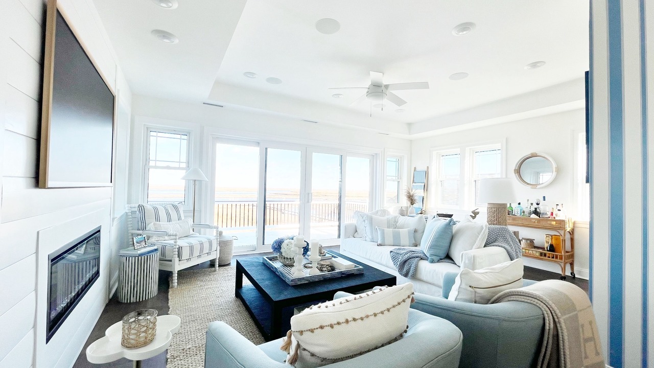 Photo of Livingroom in Cape May Court House