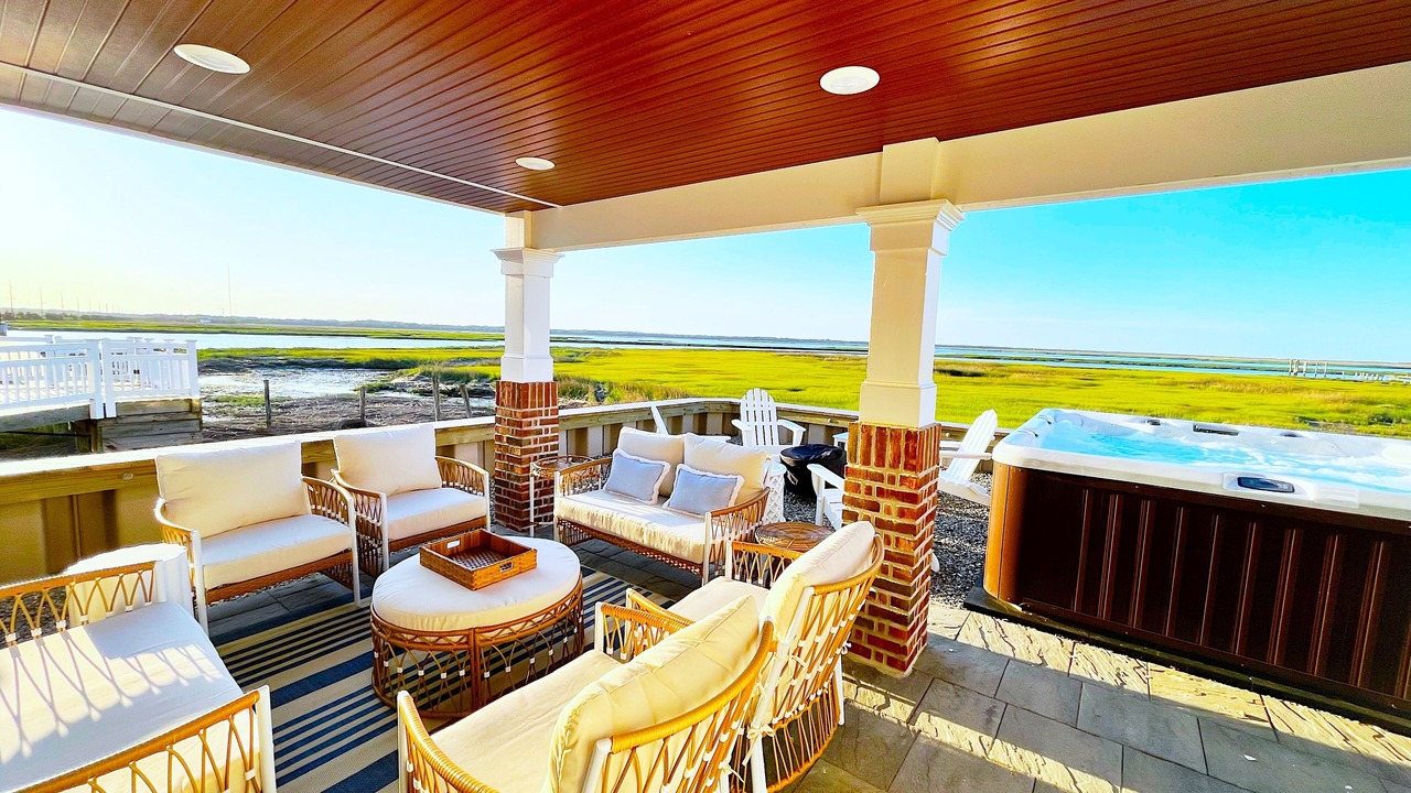 Photo of Patio Balcony in Cape May Court House